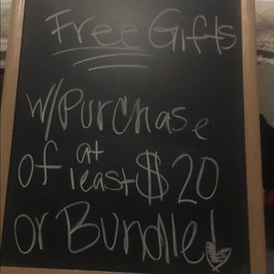 All sales receive Free gifts 🎁 😍🤗